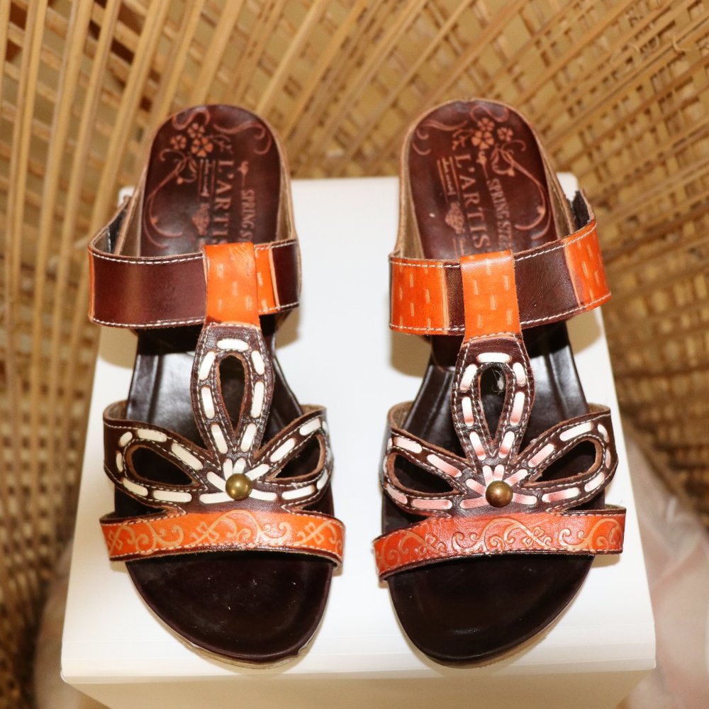L'artiste by Spring Step Sandals